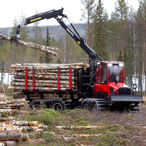 紧凑型木材集运机 - 845 - Komatsu Forest AB