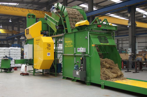 圆秸秆压缩机 - Haylage - KME - Ken Mills Engineering Ltd. - 方捆 / 固定腔室 / 大型