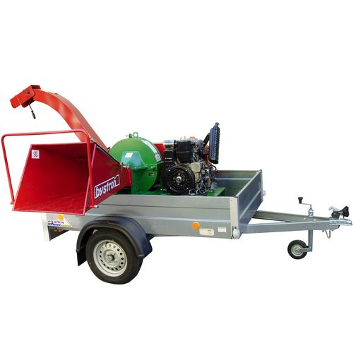 牵引式树枝粉碎机 - PIRBA 37HP - Bystroň - Integrace s.r.o. - 悬挂式 / 柴油机