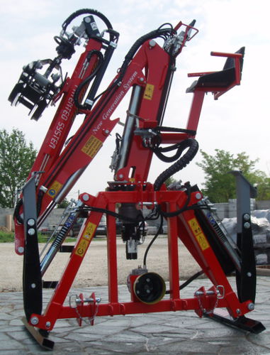 拖拉机悬挂伐木起重机 - TFC3000 FORESTAL - TECNOMECCANICA SRL
