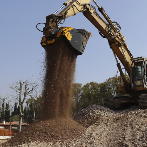 挖土铲斗 - MB-HDS523 - MB Crusher - 筛分 / 用于挖掘 / 用于铸造车间