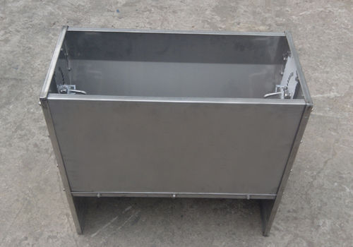 猪用喂食器 - SST  - Qingdao Deba Brother Machinery Co.,Ltd - 不锈钢 / 多入口