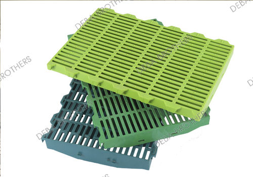 塑料地垫 - 21201 - Qingdao Deba Brother Machinery Co.,Ltd - 用于养猪场 / 防滑 / 卫生