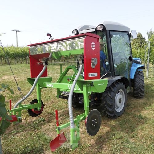 三点悬挂施肥机 - VOVY - Agroservis - proizvodnja d.o.o. - 干燥 / 颗粒 / 葡萄园