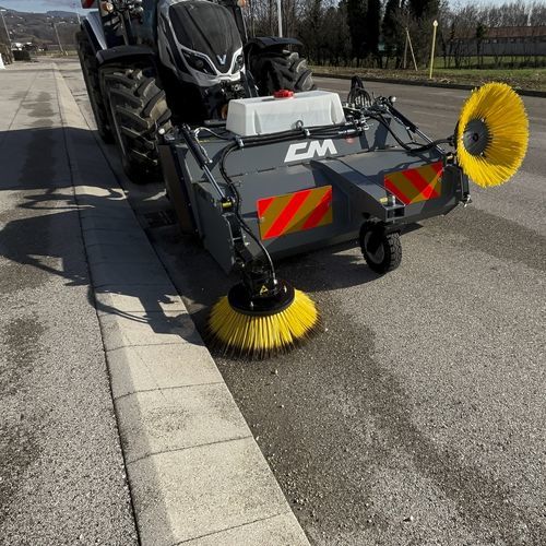 悬挂式扫地机 - CSK 200 - CM SRL - 道路 / 畜舍 / 用于公众服务
