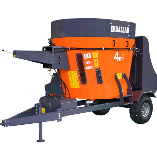 立式立式饲料搅拌机 - MAK-4-11 - ERDALLAR AGRICULTURAL MACHINERY - 牵引式 / 侧边卸载 / 单螺杆
