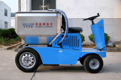 汽油发动机自动喂料系统 - GH600 - Weihai ZY Modern Agricultural Equipment Technology Co.,Ltd - 猪 / 漏斗式 / 自走式