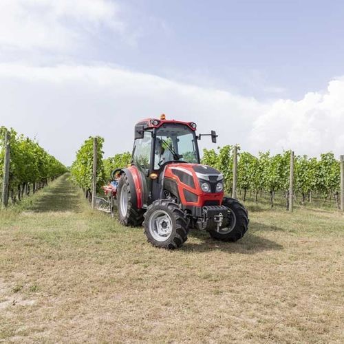 窄轮距拖拉机 - 3000 F - VALPADANA - ARGO TRACTORS SpA - 机械传动式 / 葡萄园 / 4气缸
