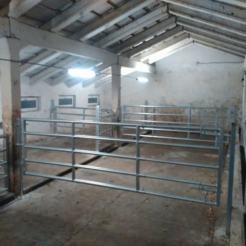 畜牧养殖护栏 - GATG421 - AHI - FARM CAMARA - 加固 / 牛用 / 金属