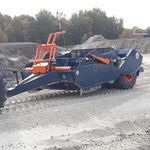 整地拖式铲运机