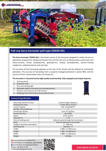 Full-row berry harvester pull-type OSKAR A01